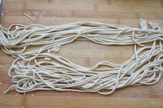 Buckwheat and Pork Stew with Noodles step 13: Sift some dry starch to prevent sticking.