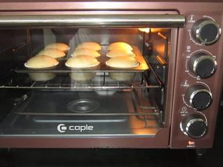 Cake Recipe step 10: Preheat oven to 180 degrees Celsius, place on middle rack, bake for 20 minutes.