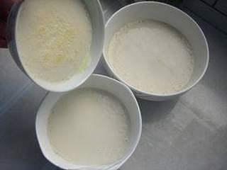 Creamy Milk Recipe step 4: Eggette milk curd is made by steaming whey; it can even be turned out of the mol