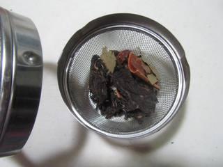 Five-Spice Botanical Tea Eggs step 2: Place tea leaves, star anise, cinnamon sticks, and bay leaves into a spice infus