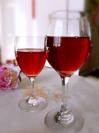 Homemade Grape Wine step 7: Once the wine has matured and clarified, it is ready to serve.