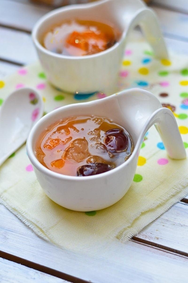 Papaya Snow Fungus Sweet Soup recipe photo