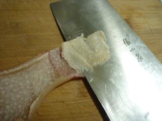 Soup Dumplings (Xiao Long Bao) step 3: Remove the pig skin, scrape away excess fat, remove any remaining hairs, and cle