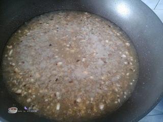 Beef and Vegetable Egg Drop Soup step 13: Pour in hot water and bring the soup to a boil.