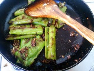 Tiger Skin Green Peppers step 10: Transfer to a serving plate and serve hot.