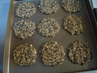 Black Sesame Oatmeal Cookies Recipe step 10: Flatten each portion to a thickness of about 2–4 mm.