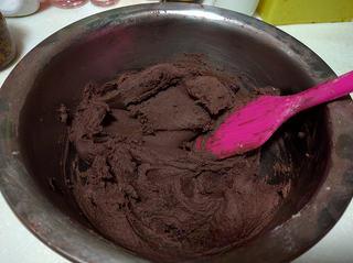 Chocolate Butter Cookies step 7: Fold and mix with a spatula until a smooth cookie dough forms.