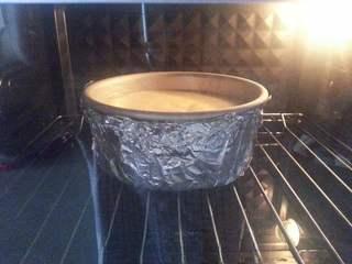 Cream Cheese Cake Recipe step 9: Pour the batter into the mold. Bake in a water bath at 170°C (340°F) for 30 minu