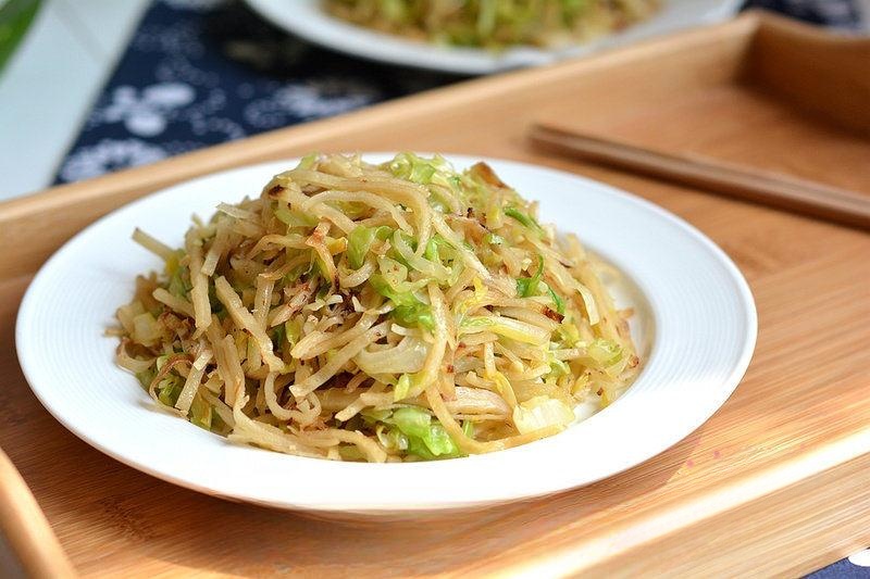 Stir-Fried Pancake Strips with Napa Cabbage finished dish