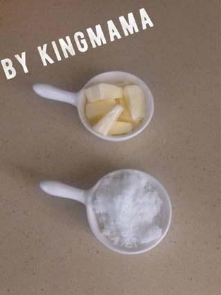 Creamy Caramel Popcorn step 2: Combine the whipping cream and sugar in a small bowl and set aside.
