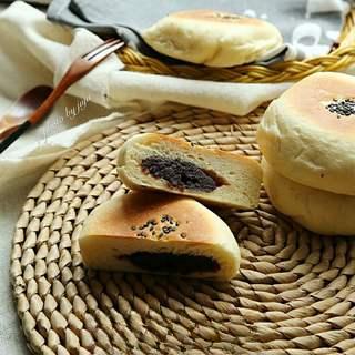 Sweet Red Bean Milk Bread Rolls Recipe step 10: Enjoy the soft bread rolls filled with sweet red bean paste.