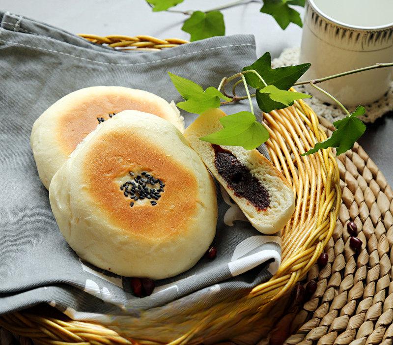 Sweet Red Bean Milk Bread Rolls Recipe recipe photo