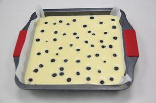 Japanese Cotton Cheesecake Recipe step 8: Top with blueberries if desired.