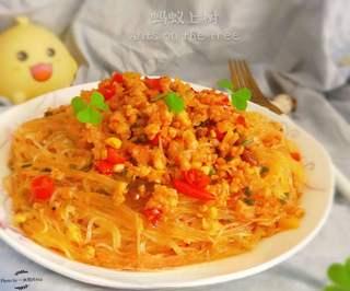 Spicy Glass Noodles with Minced Pork step 9: Garnish with chopped scallions and serve hot. The noodles should be flavorful an