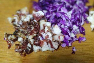 Omelette Fried Rice step 3: Dice the Chinese sausage and red cabbage.