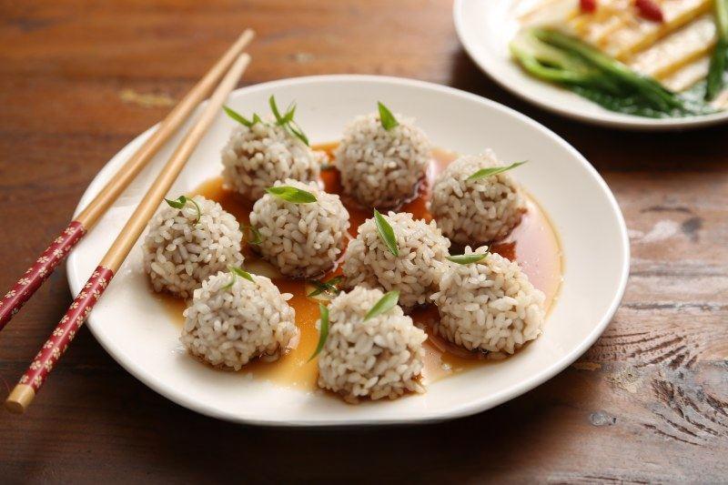 Steamed Glutinous Rice Meatballs finished dish