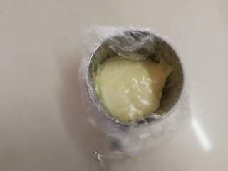 Strawberry Yogurt Mousse Cake step 6: Transfer the batter to a piping bag or resealable plastic bag.
