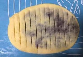 Milk Bread Caterpillar Rolls step 9: Cut several parallel slits across the surface without cutting all the way throug