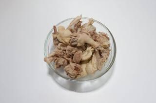 Beer-Braised Duck Recipe step 3: Drain and rinse the duck pieces thoroughly.