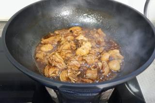 Beer-Braised Duck Recipe step 9: Season with salt and serve hot with some of the braising sauce.