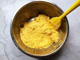 Sweet Pumpkin Steamed Cake Recipe step 5: Mix until no dry flour remains. Cover the bowl and allow the batter to rise unti