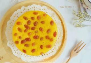 Sweet Pumpkin Steamed Cake Recipe step 9: Slice and serve while still soft and fluffy.