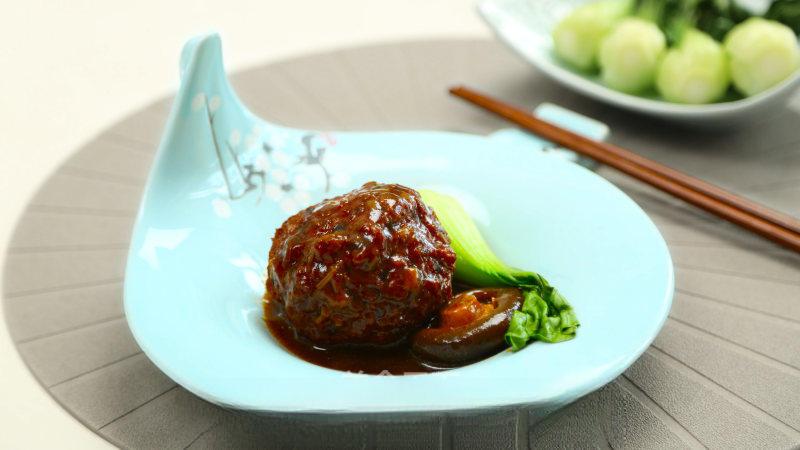 Braised Lion's Head Meatballs finished dish