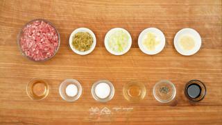 Crispy Flaky Pastries step 1: Prepare all filling ingredients and set aside.