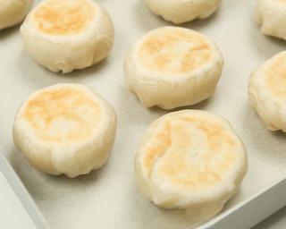 Crispy Flaky Pastries step 22: Flip the pastries once the tops become lightly golden.