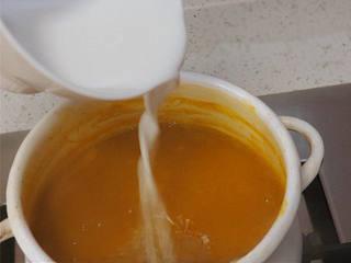 Creamy Pumpkin Pudding step 11: Stir in the dissolved tapioca slurry and continue cooking for about 3 minutes un