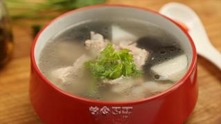 Braised Pork Ribs with Yam and Black Fungus step 7: Season with salt to taste, then remove from the heat and serve.