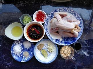 Spicy Steamed Chicken step 1: Prepare all ingredients.