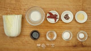 Hot and Sour Stir-Fried Cabbage step 1: Gather and prepare all ingredients.