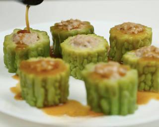 Steamed Stuffed Bitter Melon step 14: Drizzle the sauce over the steamed bitter melon and serve immediately.