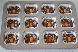 Dark Chocolate Walnut Brownies step 16: Bake on the middle rack at 180°C for 25 to 30 minutes.