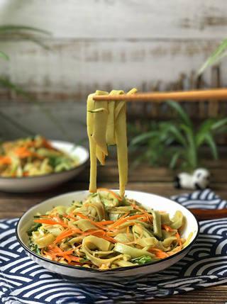 Refreshing Cucumber Jelly Rolls with Sour and Spicy Dressing step 16: A vibrant summer appetizer that is light, tangy, and pleasantly spicy.