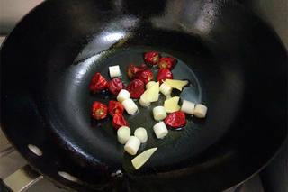Sweet and Spicy Cashew Shrimp step 12: Pour in the prepared sauce and cook over high heat until thickened and glossy.