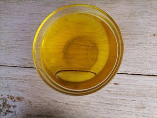 Chilled Herbal Turtle Jelly Dessert step 9: Sweeten with osmanthus syrup, honey, condensed milk, or rock sugar according to
