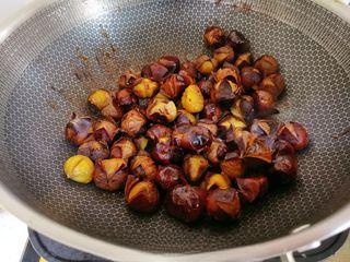Candied Chestnuts step 10: When most of the liquid has evaporated, add 1 tablespoon of cooking oil and stir