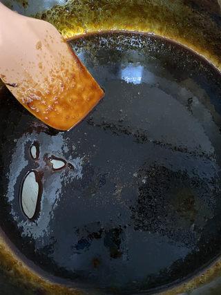 Pear Herbal Syrup step 13: Pour the hot syrup into sterilized jars while still warm. Seal tightly and allow