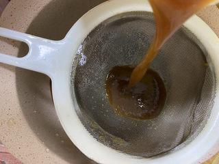 Pear Herbal Syrup step 8: Filter the extracted juice a second time through a fine mesh strainer for a smoo