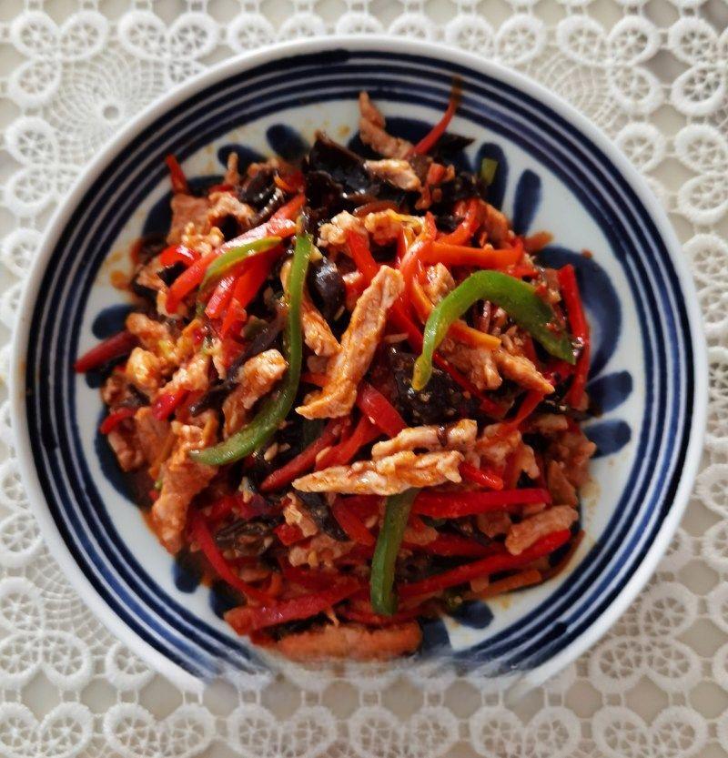 Fish-Fragrant Pork Strips recipe photo
