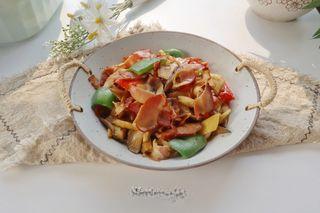 Stir-Fried Mushrooms with Cured Pork step 8: Transfer to a serving plate and serve hot.