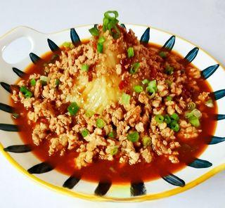 Mashed Potato Volcano with Braised Pork Sauce step 11: Serve immediately while hot.