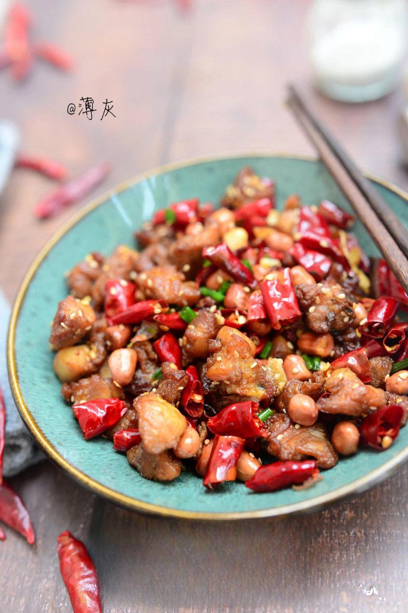 Spicy Fried Chicken with Peanuts recipe photo