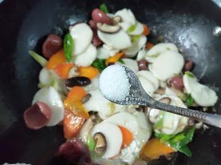 Stir-Fried Rice Cakes with Crispy Sausage and Vegetables step 8: Season with salt to taste.