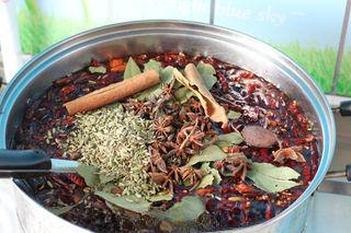 Spicy Braised Duck Necks step 7: Add water according to the quantity of duck necks. Add ginger, star anise, sand 