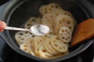 Lotus Root and Pork Stir-Fry step 12: Season with about 1/2 teaspoon salt and stir-fry quickly.